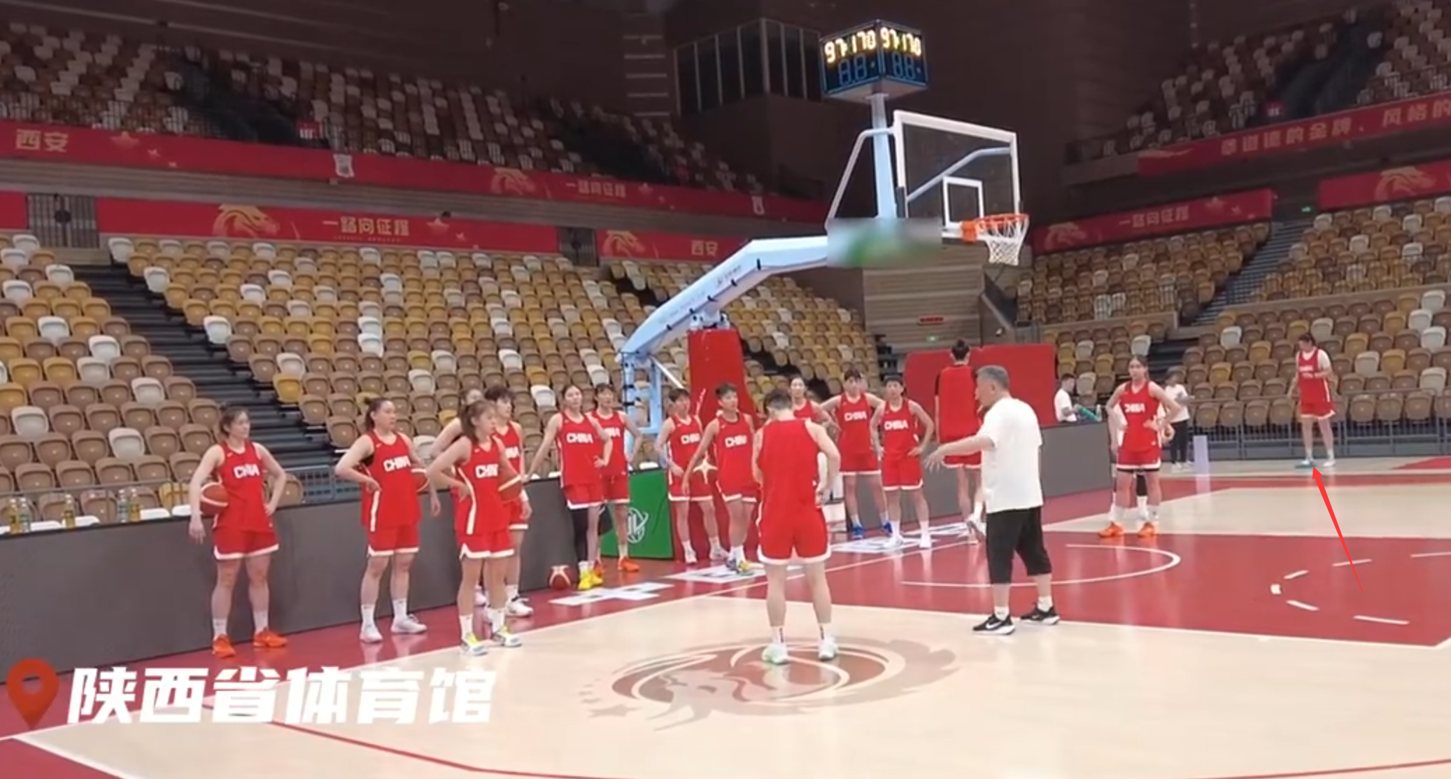 锋线, 下的尺寸优, WCBA