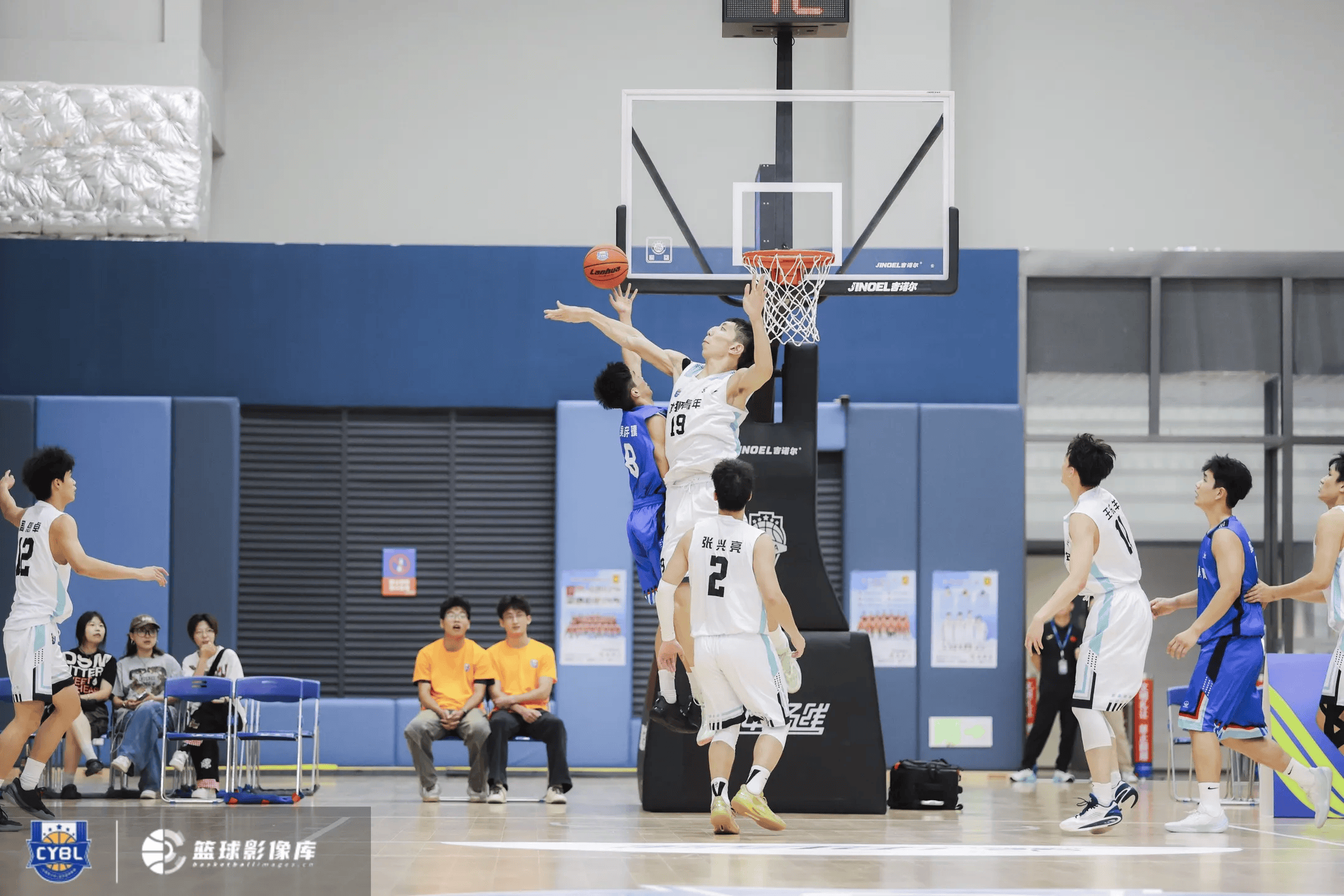 取得胜利, 图集