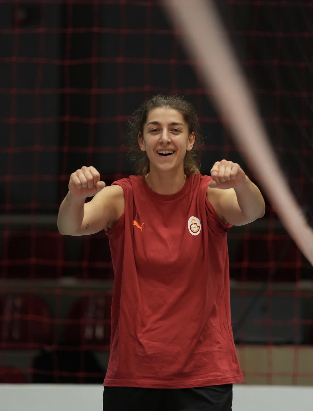 的阵容, 训练中不断